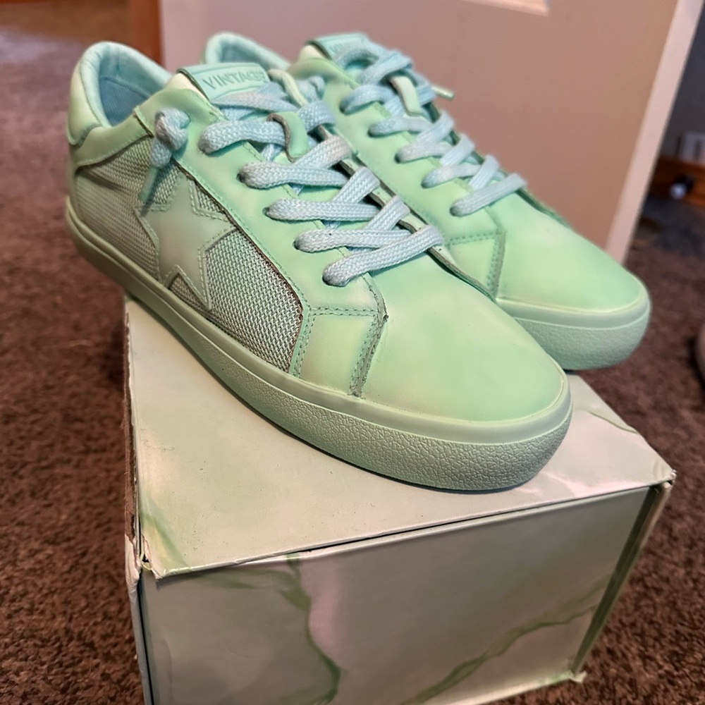 Vintage Havana Sneakers